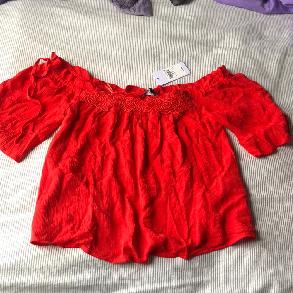 Guess xs off the shoulder dress too